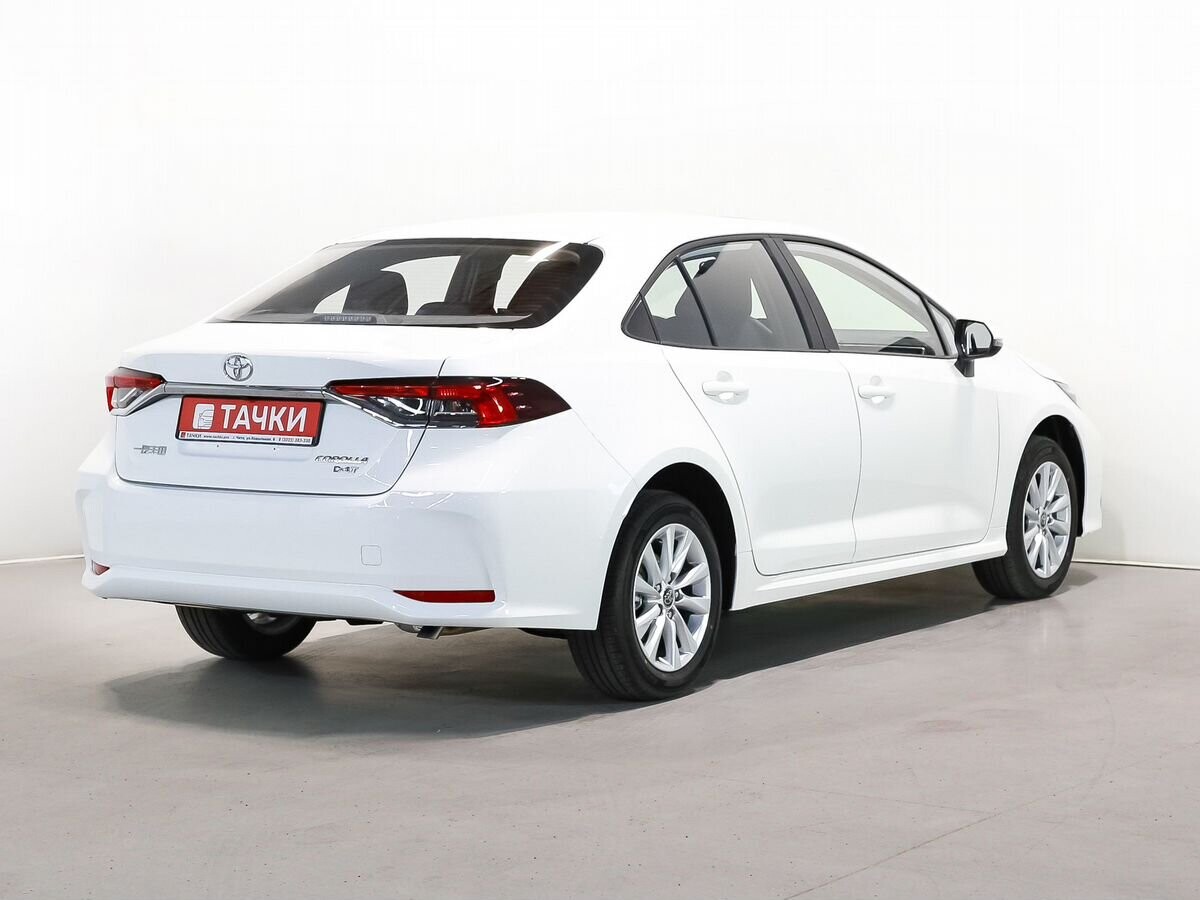 Toyota Corolla 2024 - фото автомобиля