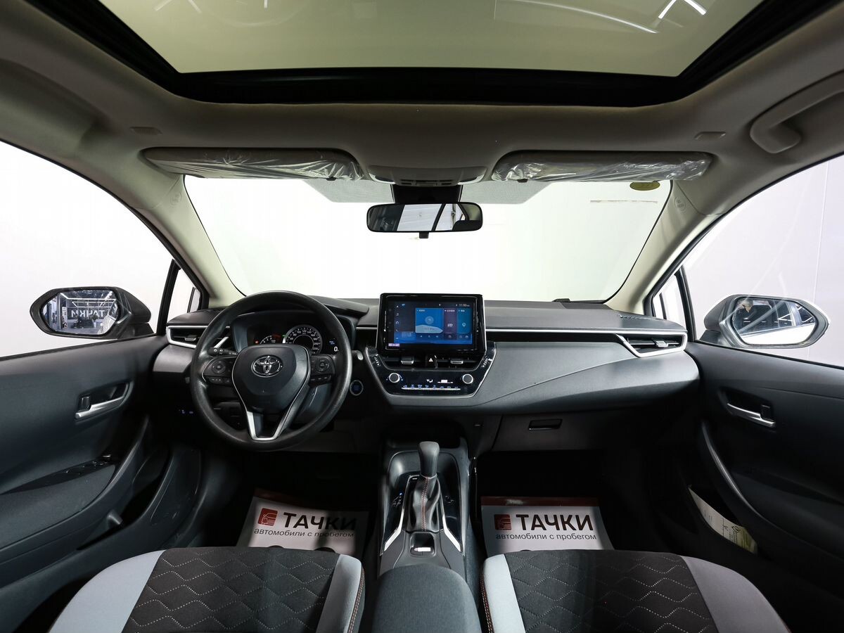 Toyota Corolla 2024 - фото автомобиля