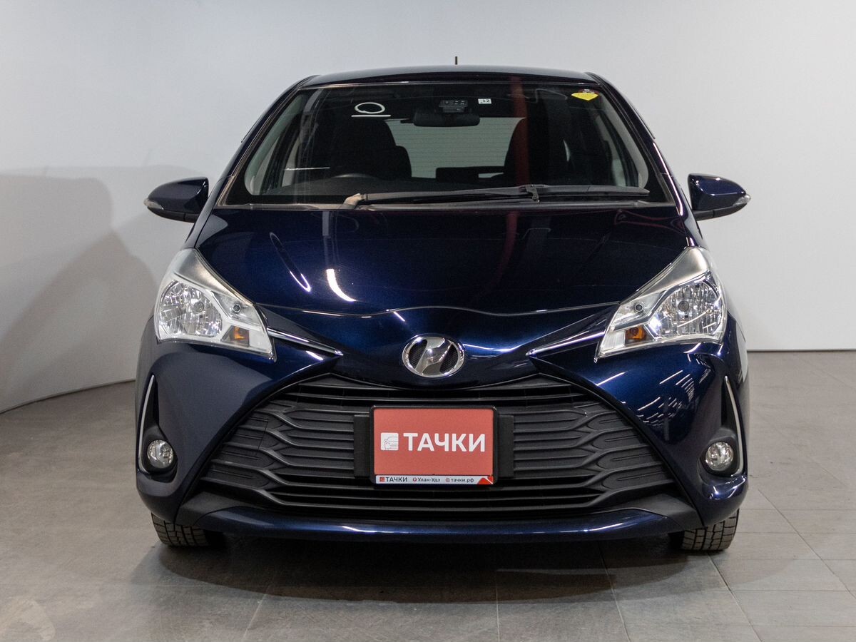 Toyota Vitz 2017 - фото автомобиля