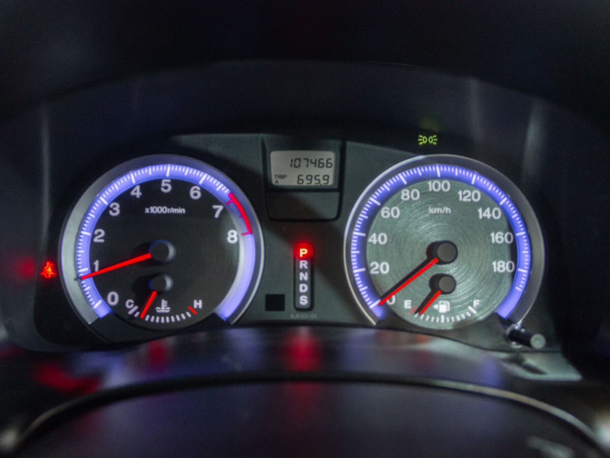 Honda Stream 2008 - фото автомобиля