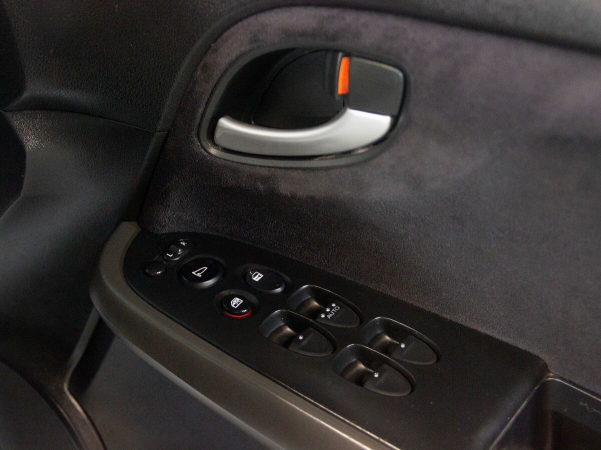 Honda Stream 2008 - фото автомобиля