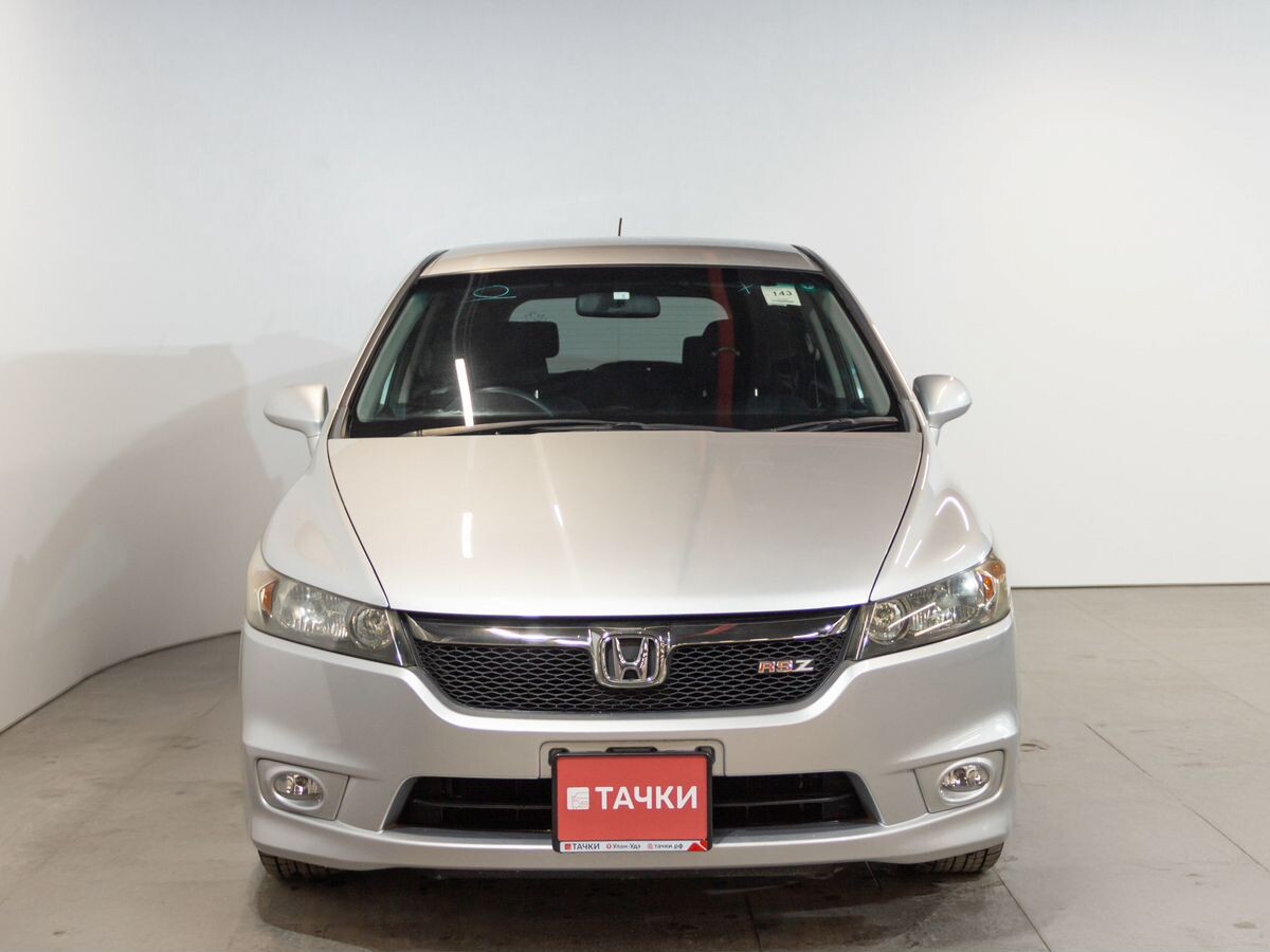 Honda Stream 2008 - фото автомобиля