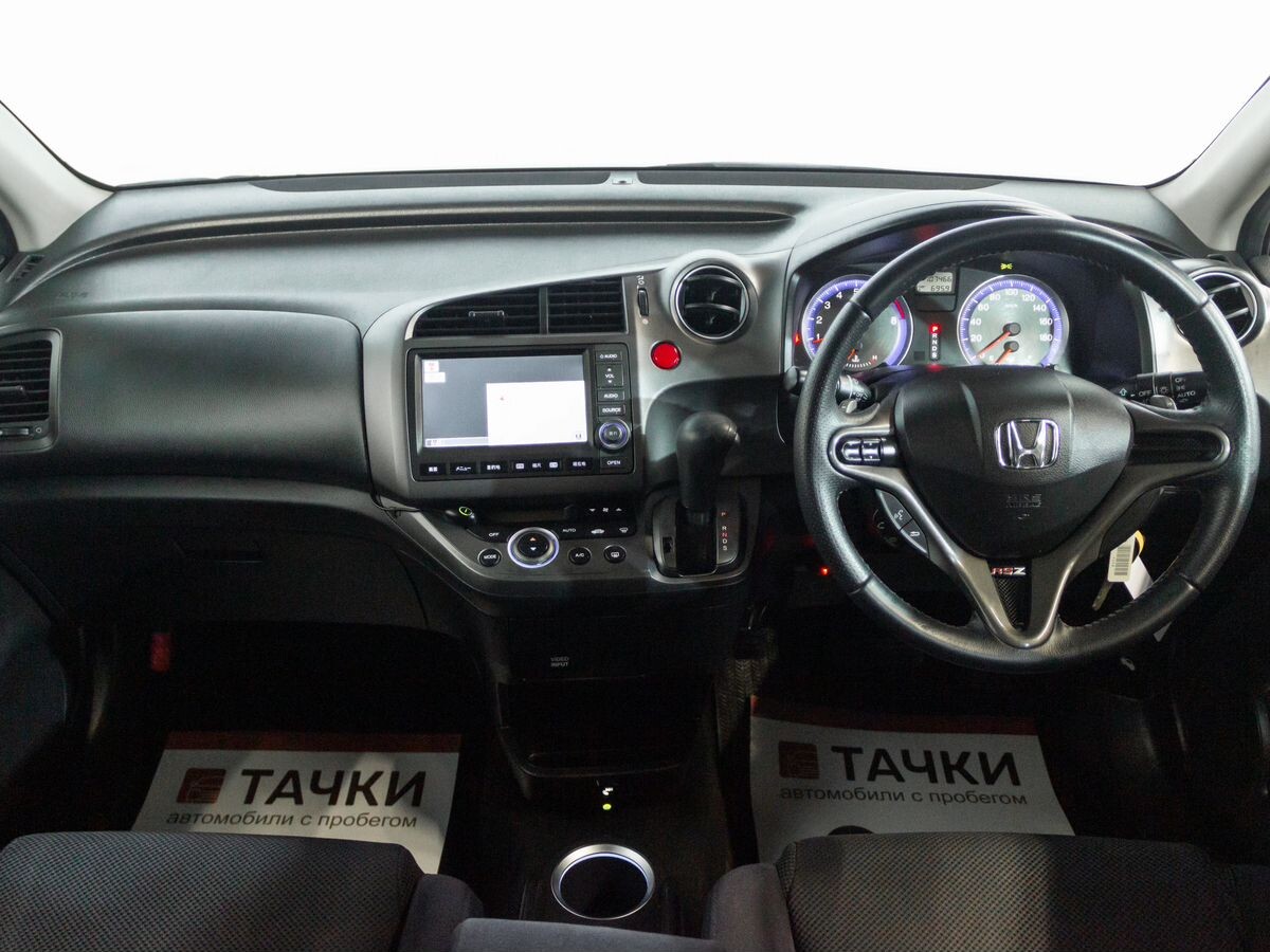 Honda Stream 2008 - фото автомобиля