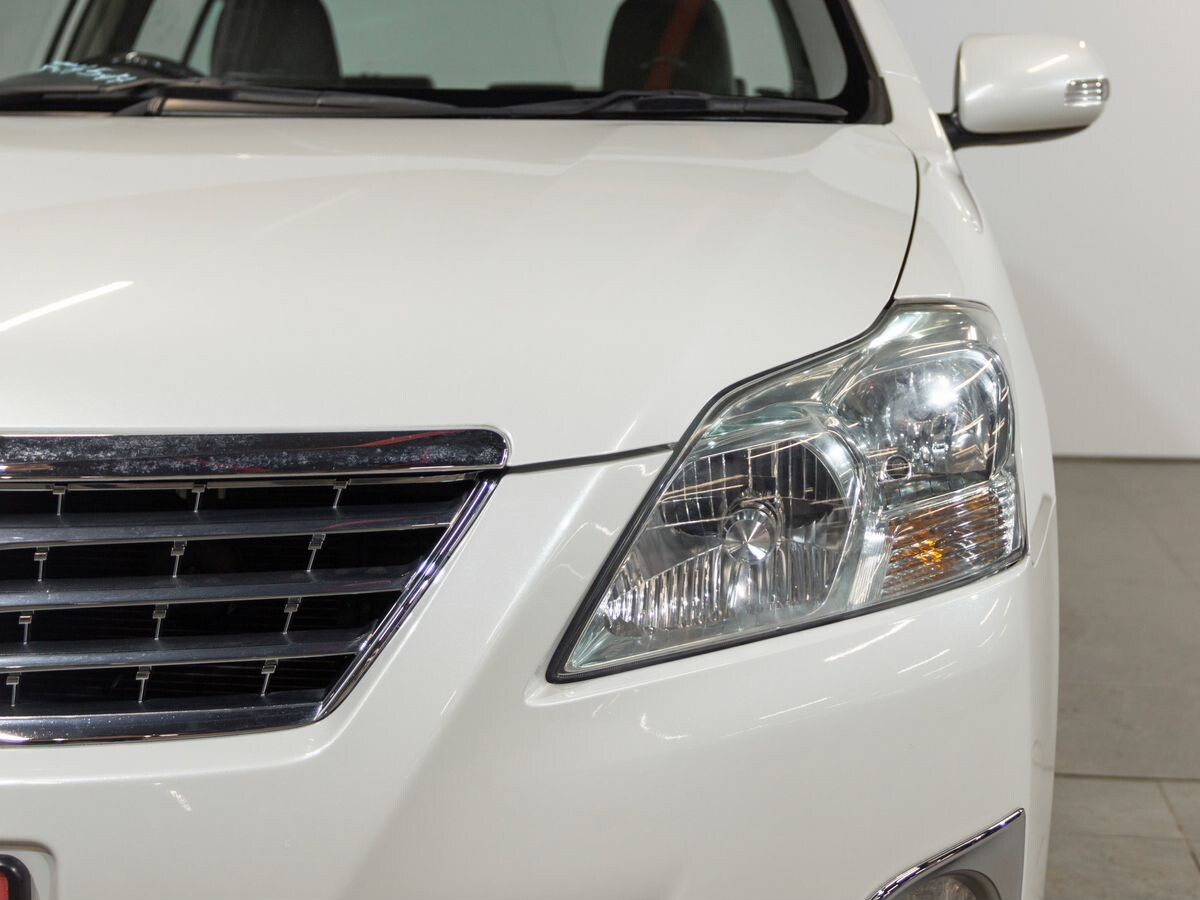 Toyota Premio 2012 - фото автомобиля