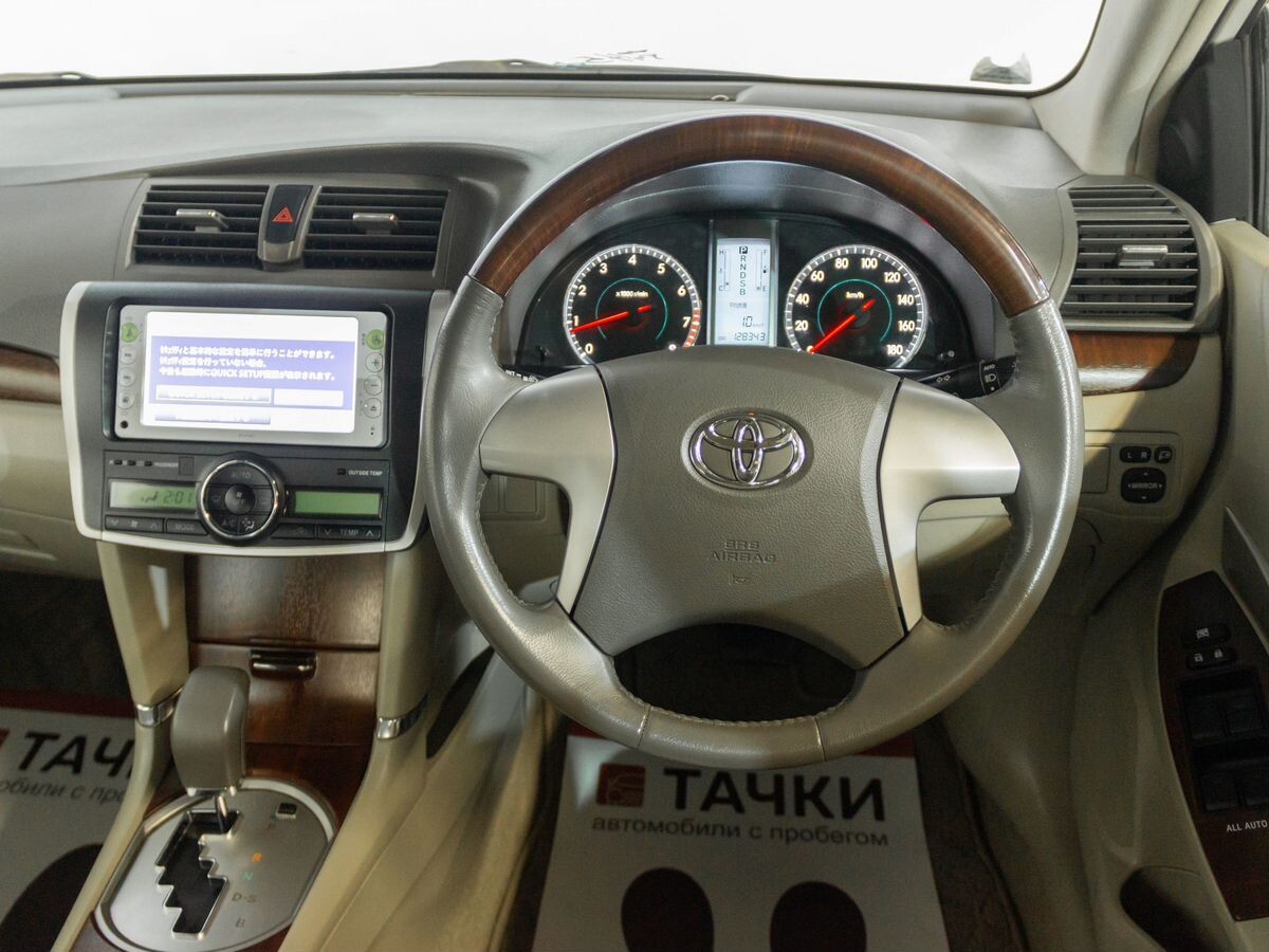 Toyota Premio 2012 - фото автомобиля