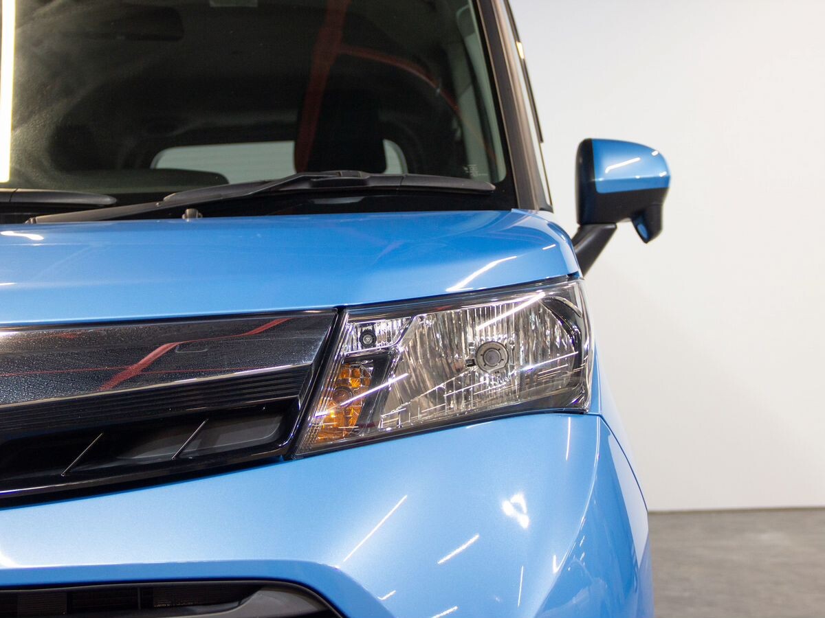 Toyota Tank 2018 - фото автомобиля