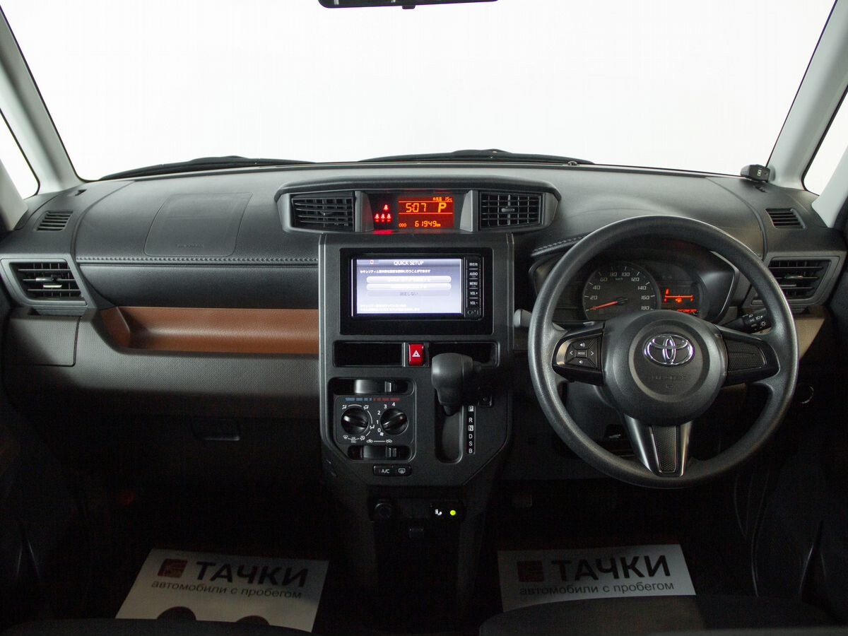 Toyota Tank 2018 - фото автомобиля