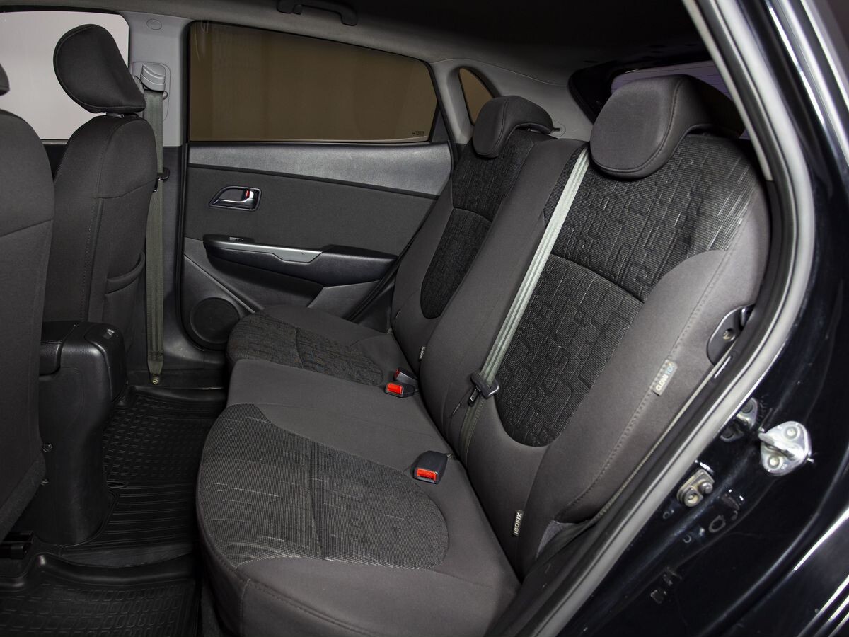 Kia Rio 2017 - фото автомобиля