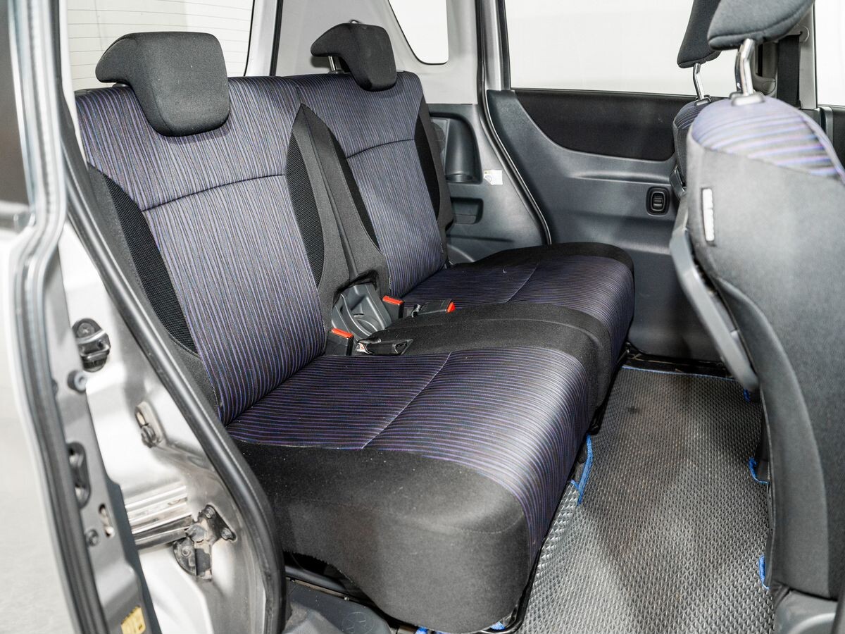 Suzuki Solio 2014 - фото автомобиля