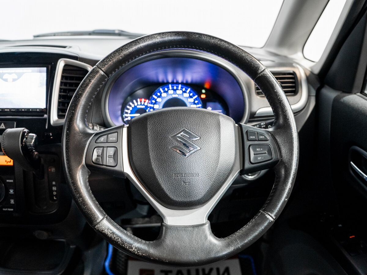 Suzuki Solio 2014 - фото автомобиля