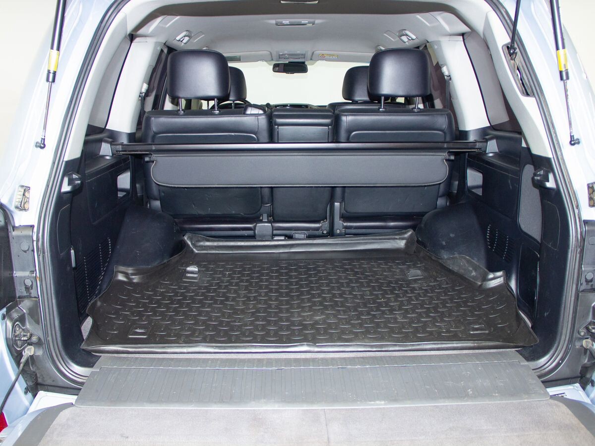 Toyota Land Cruiser 2013 - фото автомобиля