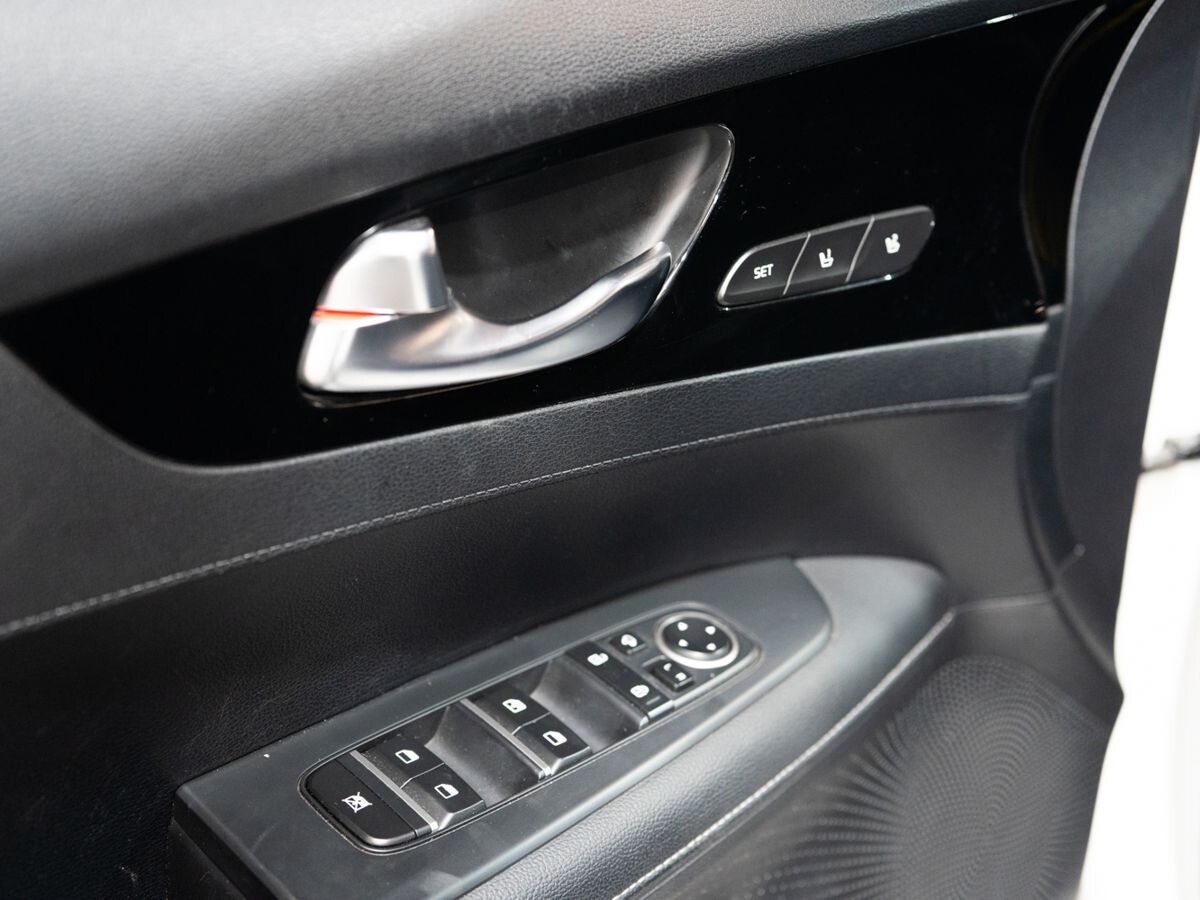 Kia K3 2019 - фото автомобиля