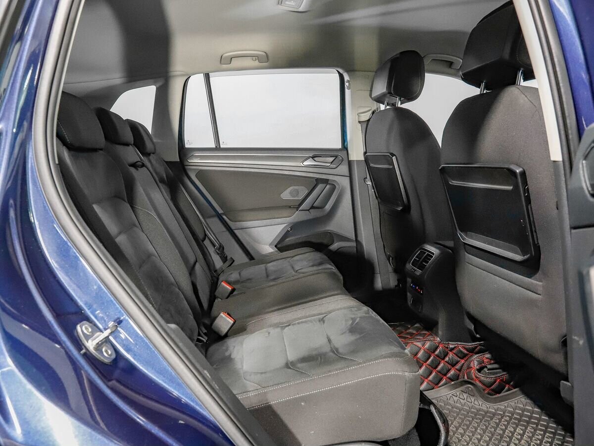 Volkswagen Tiguan 2017 - фото автомобиля