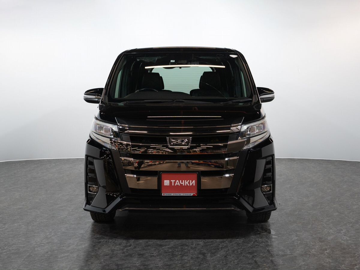 Toyota Noah 2019 - фото автомобиля