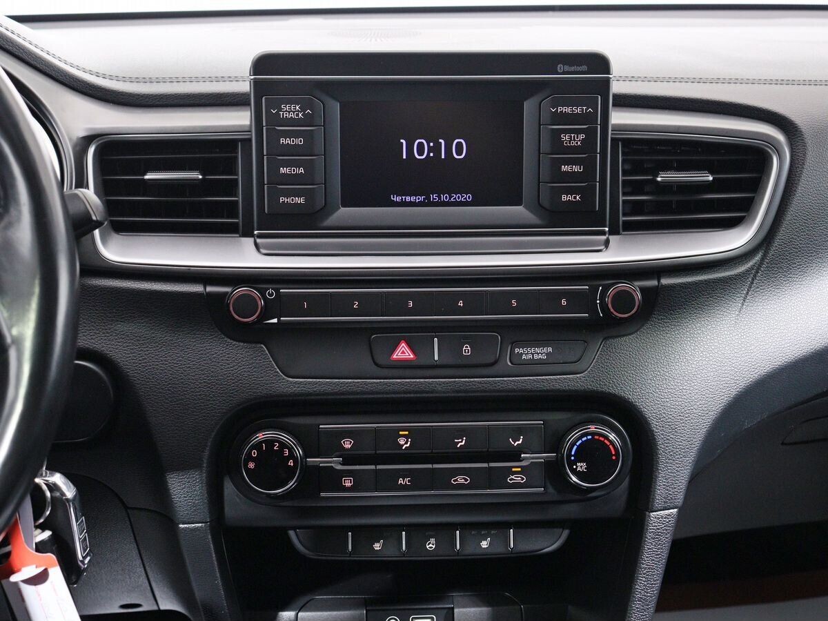 Kia Ceed 2018 - фото автомобиля