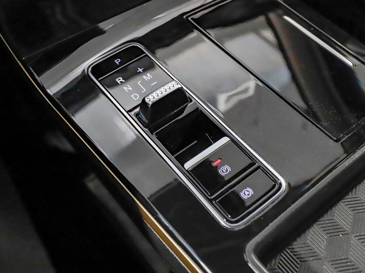 Exeed LX 2023 - фото автомобиля