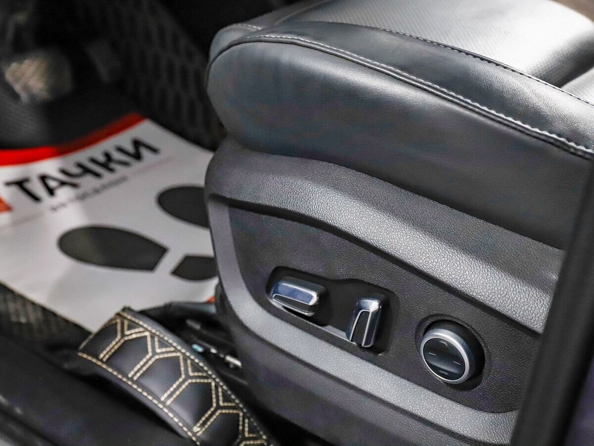 Exeed LX 2023 - фото автомобиля