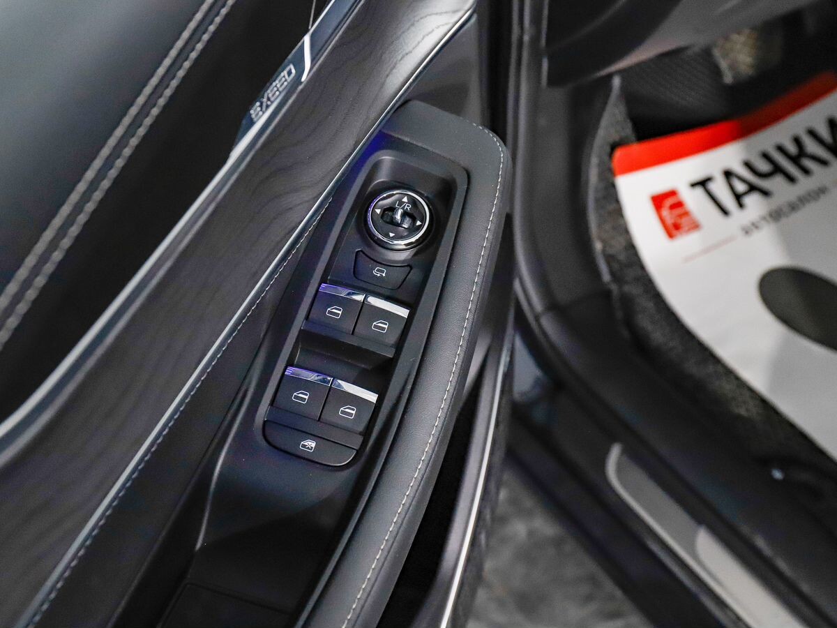 Exeed LX 2023 - фото автомобиля