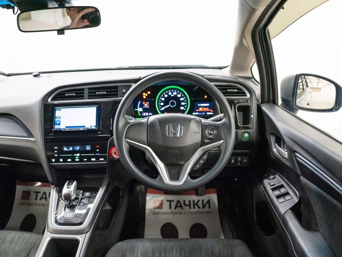 Honda Shuttle 2020 - фото автомобиля