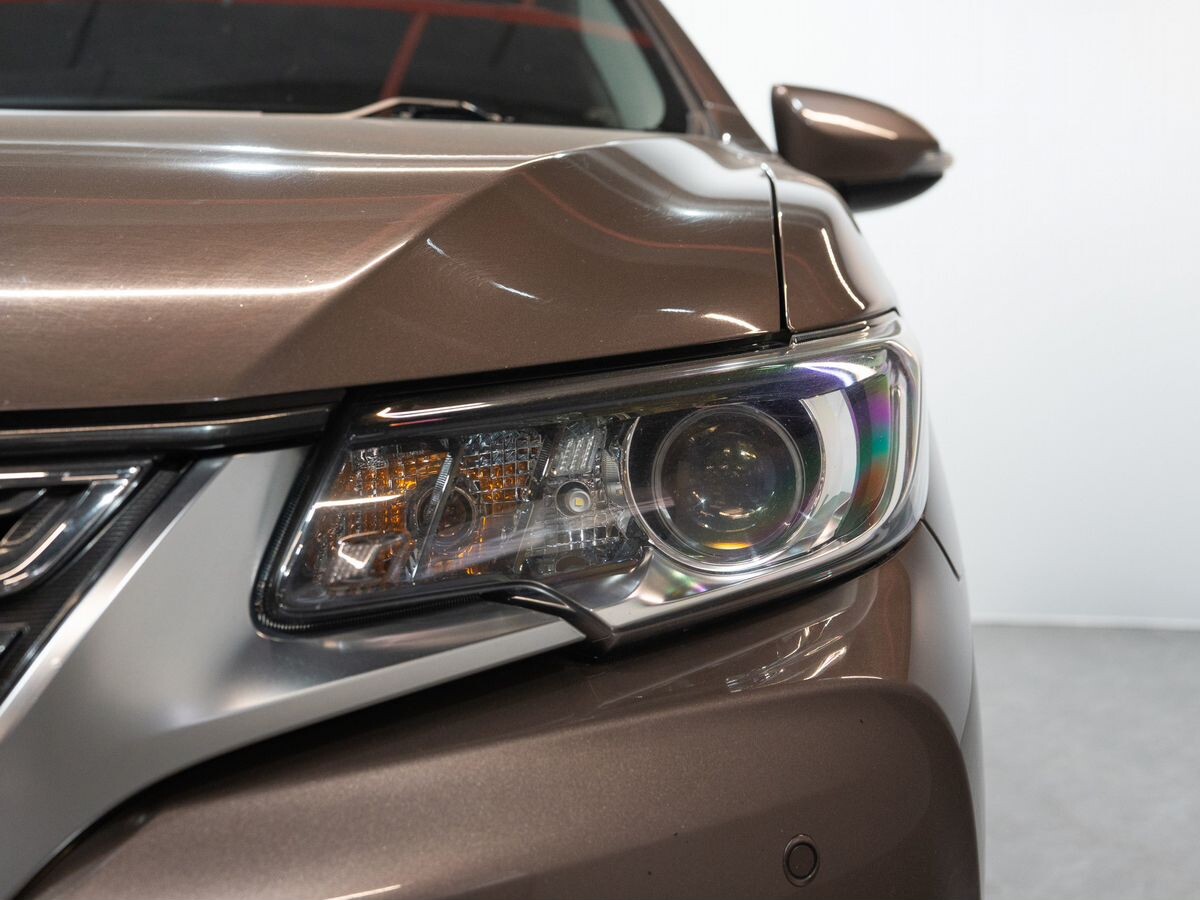 Toyota Premio 2018 - фото автомобиля