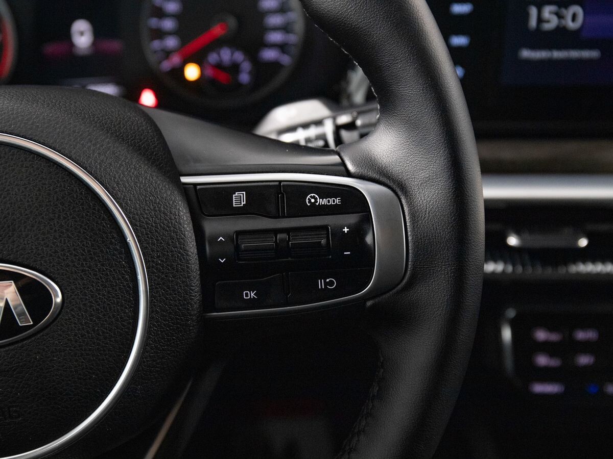 Kia K5 2021 - фото автомобиля