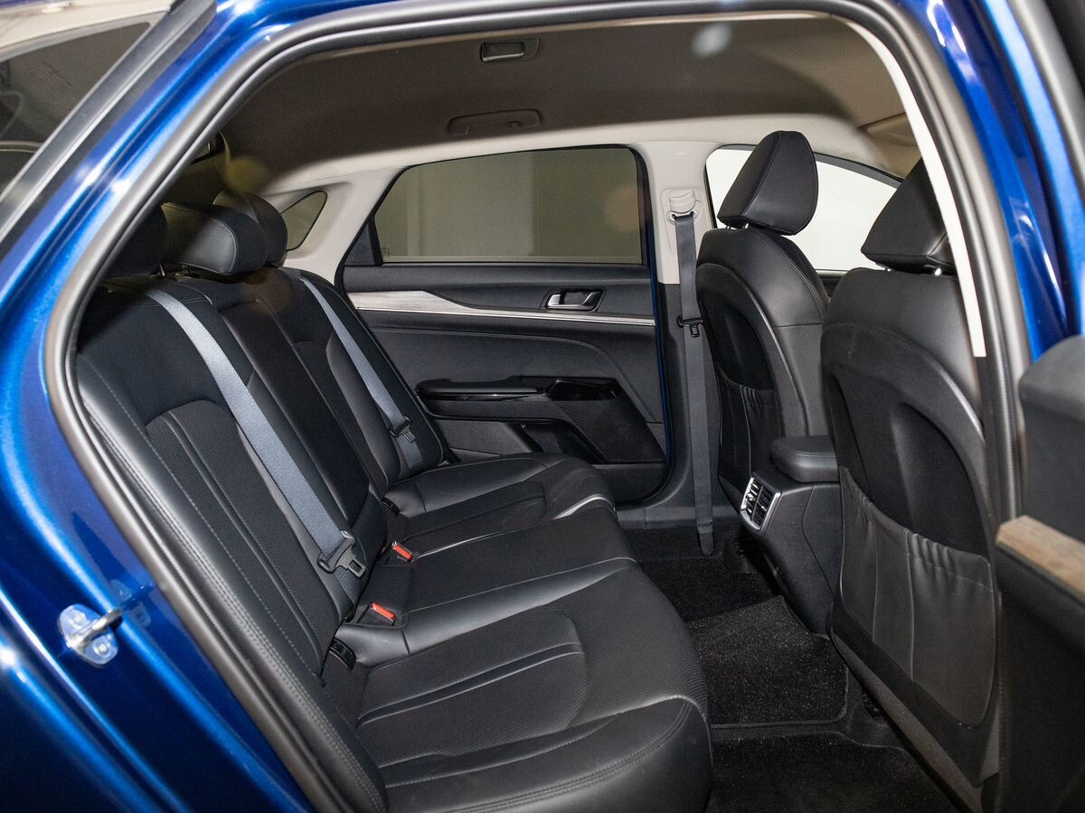 Kia K5 2021 - фото автомобиля