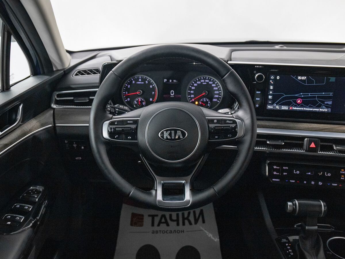 Kia K5 2021 - фото автомобиля