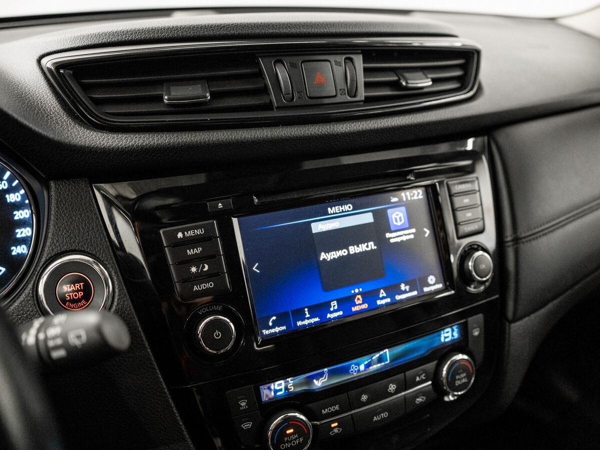 Nissan X-Trail 2021 - фото автомобиля