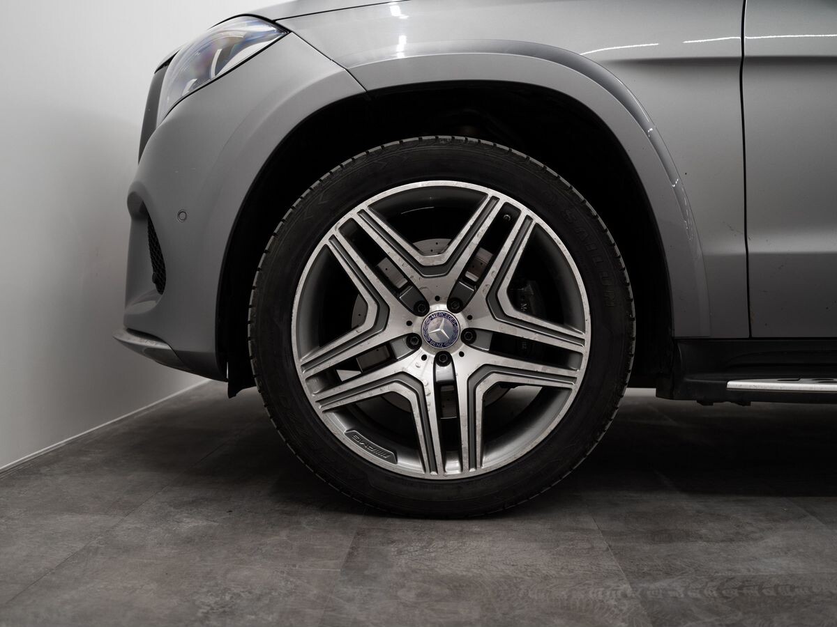 Mercedes-Benz GLS 2016 - фото автомобиля