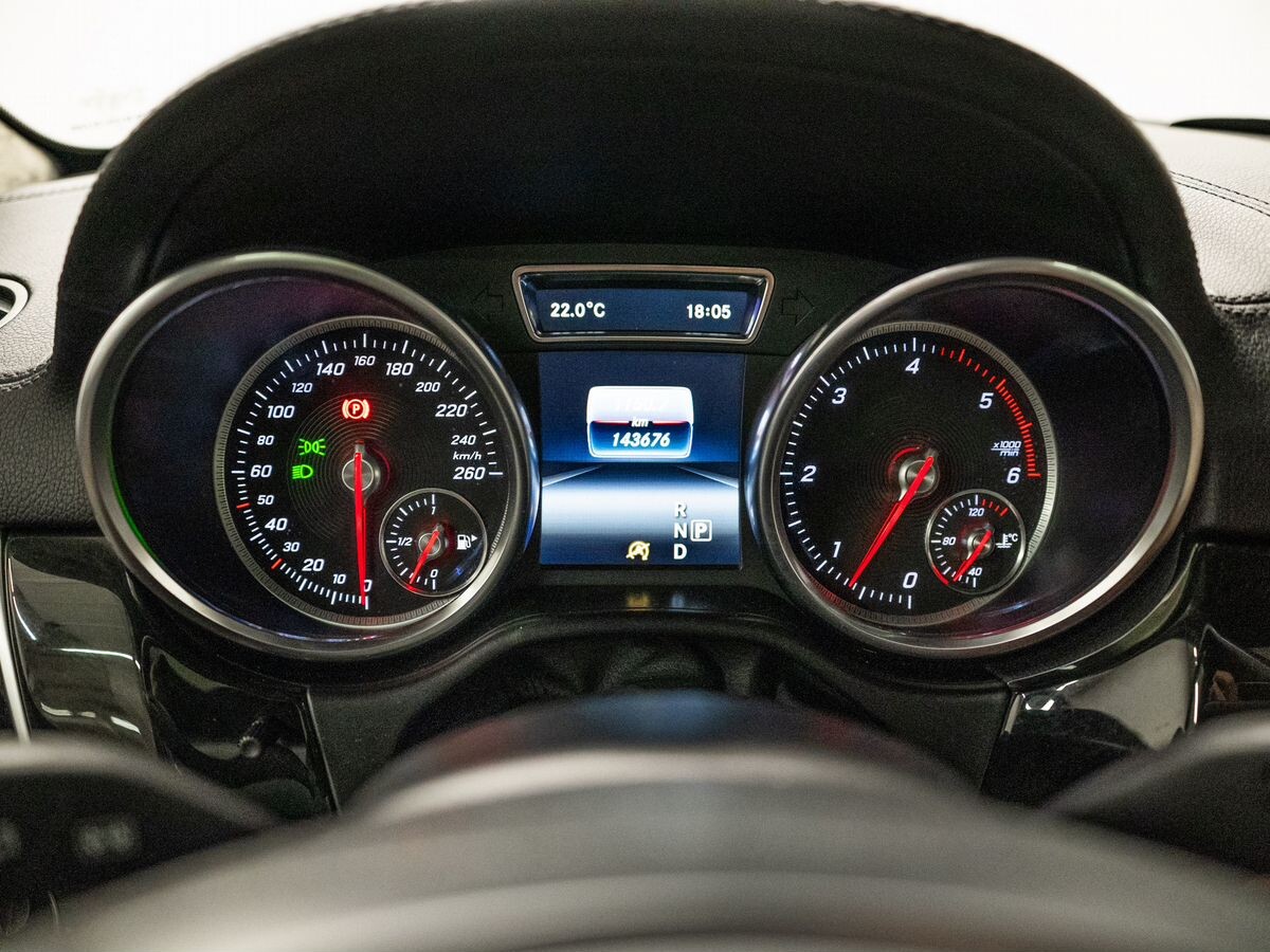 Mercedes-Benz GLS 2016 - фото автомобиля