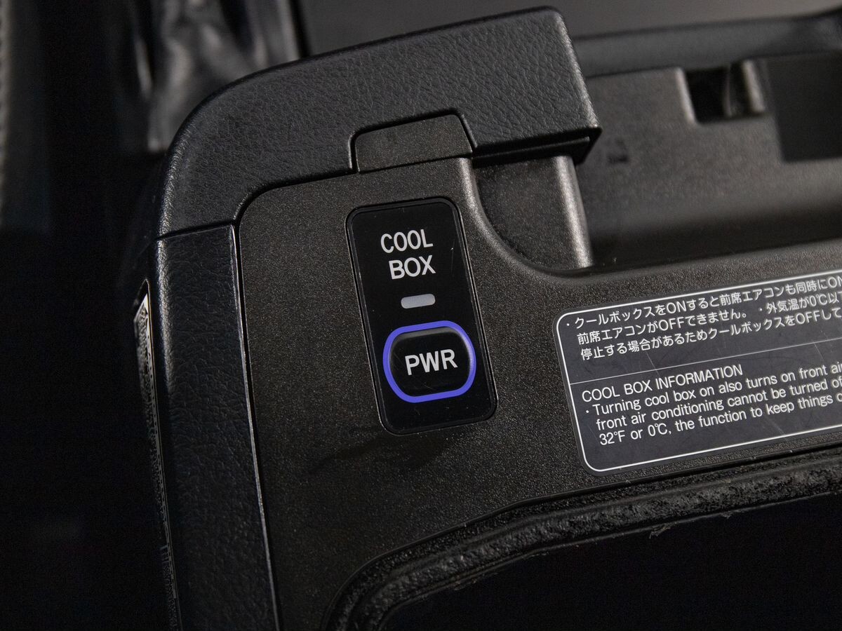 Lexus LX 2012 - фото автомобиля