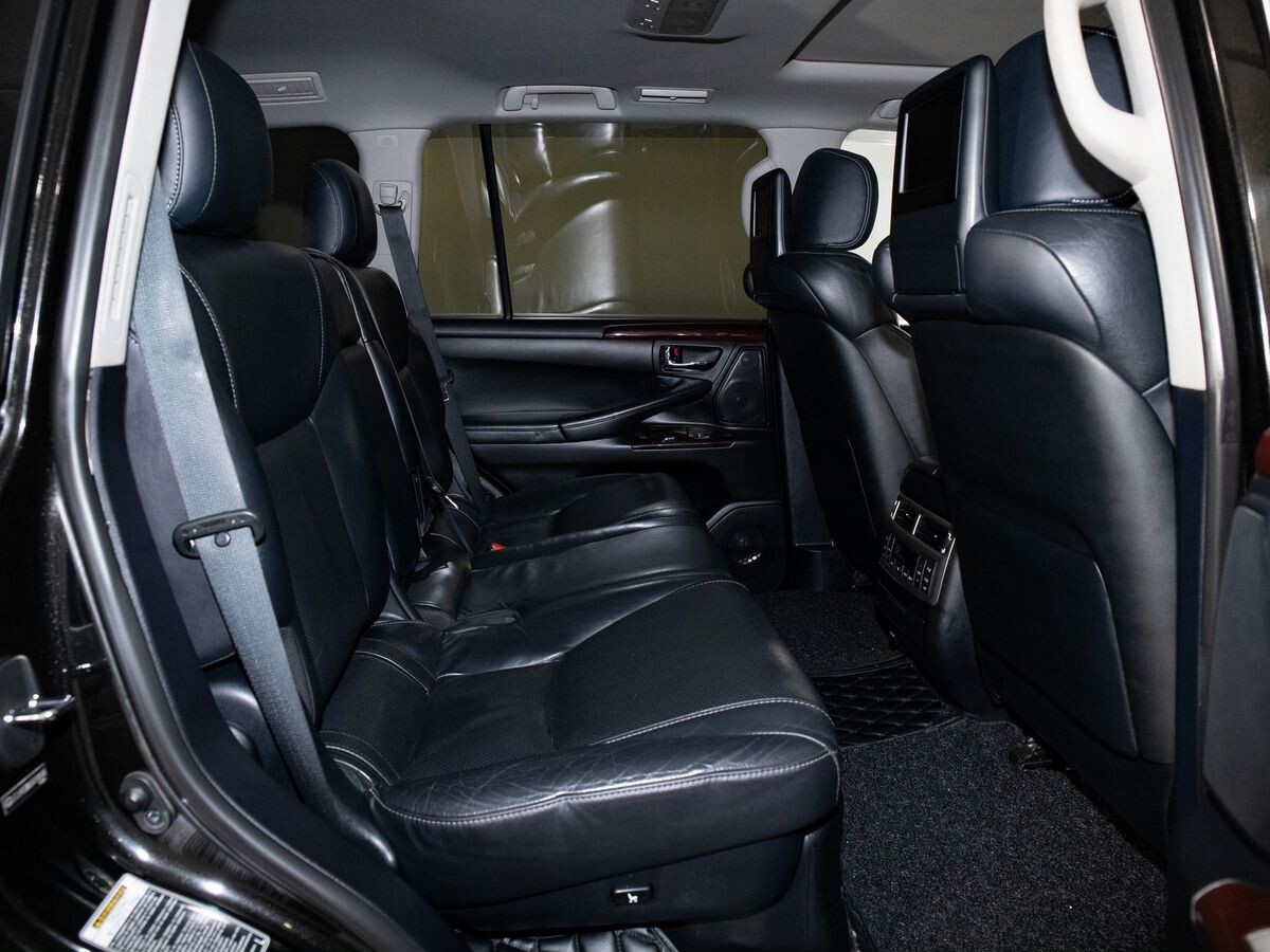 Lexus LX 2012 - фото автомобиля