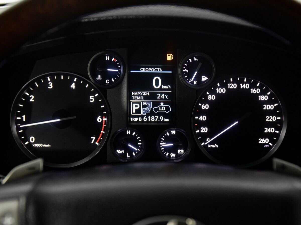 Lexus LX 2012 - фото автомобиля