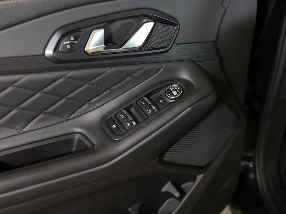 Exeed TXL 2021 - фото автомобиля