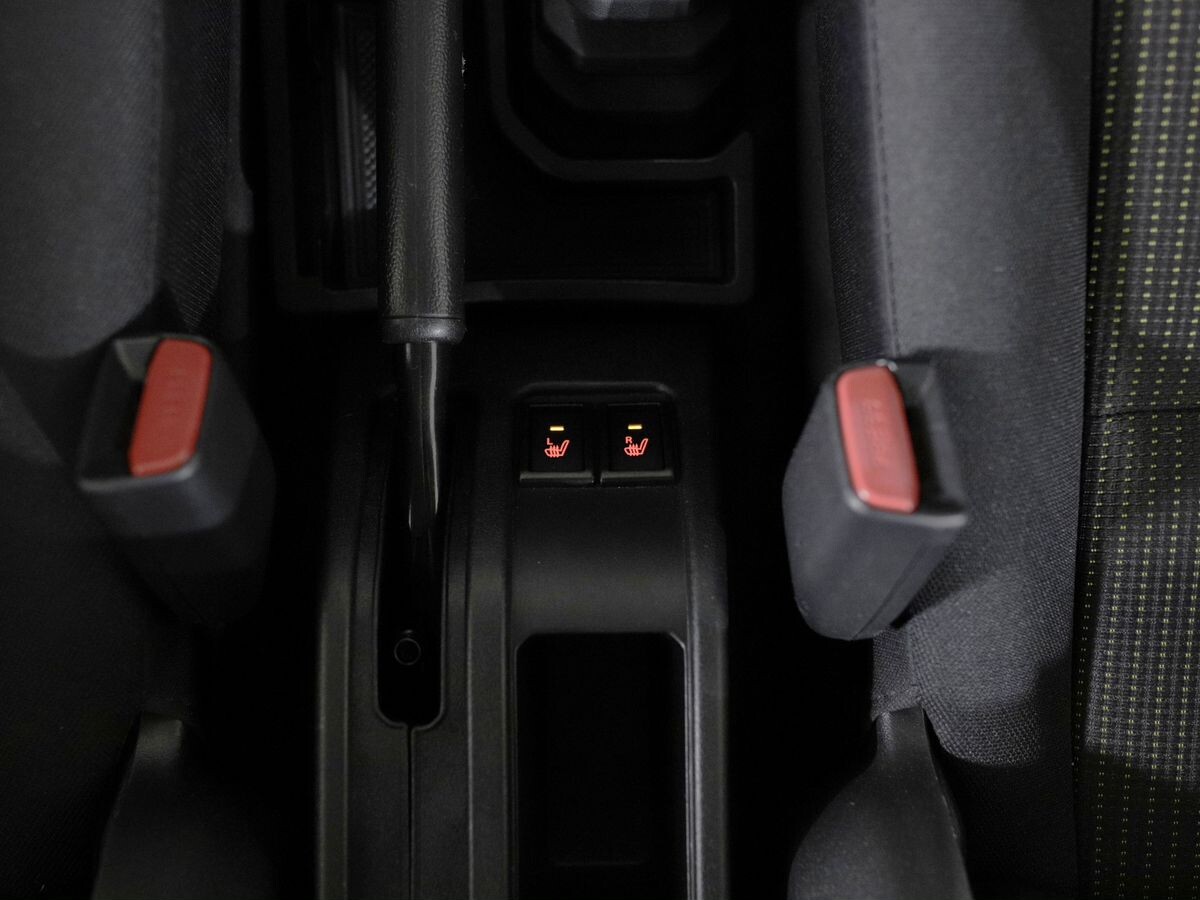 Suzuki Jimny 2021 - фото автомобиля