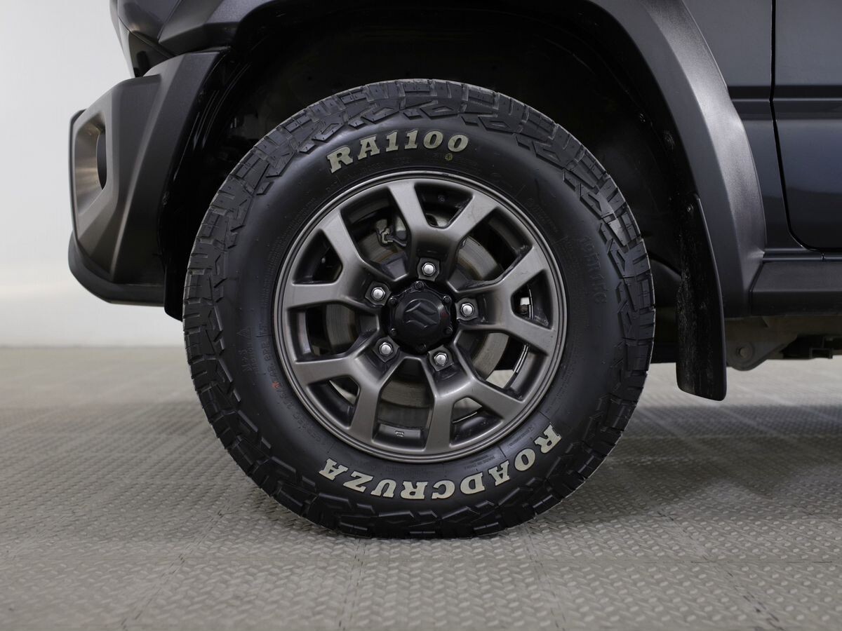 Suzuki Jimny 2021 - фото автомобиля