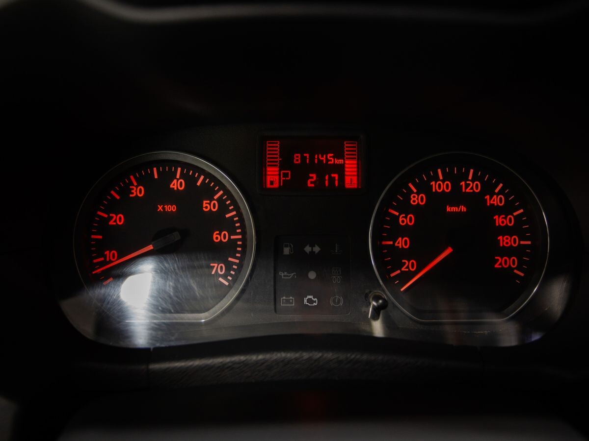 Nissan Terrano 2015 - фото автомобиля