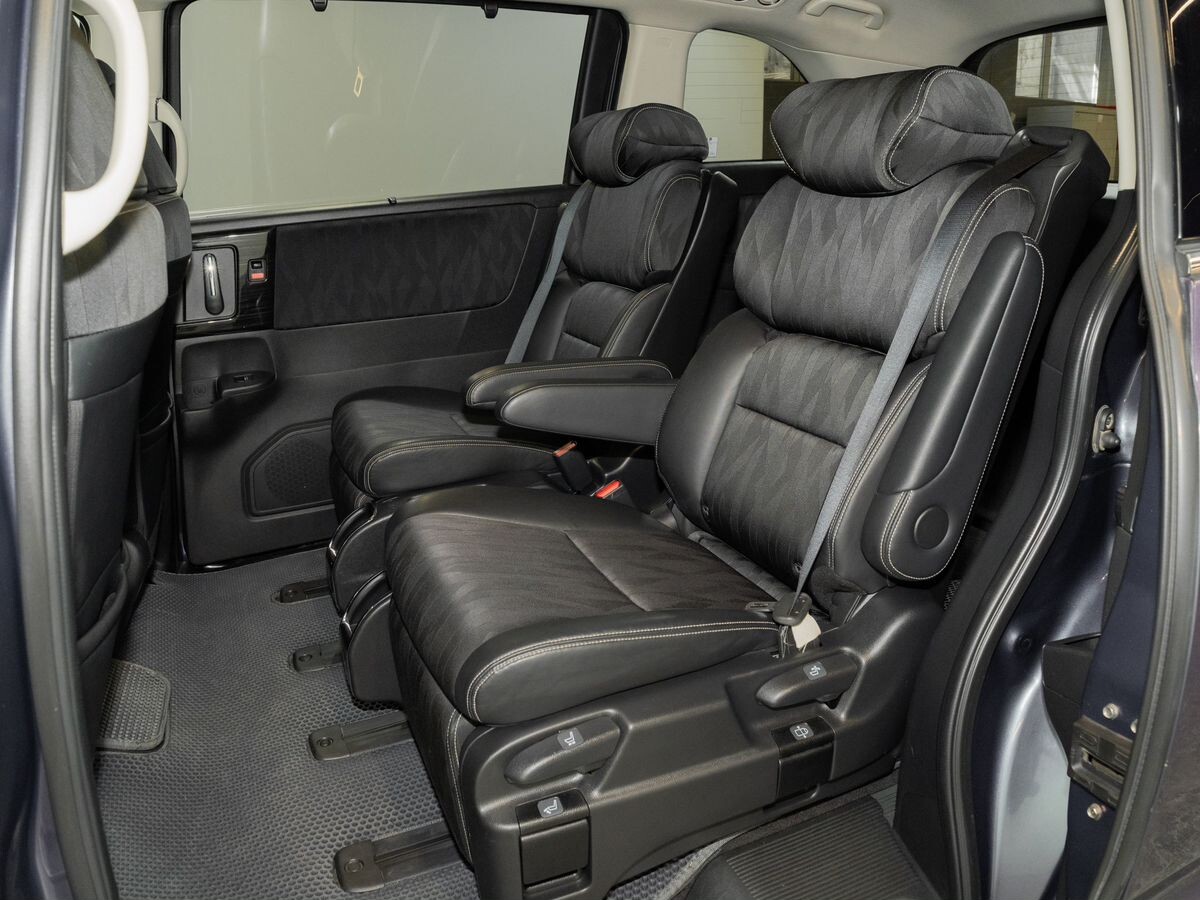 Honda Odyssey 2018 - фото автомобиля