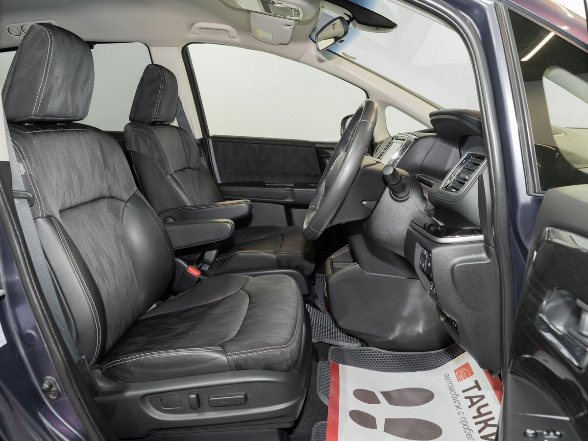 Honda Odyssey 2018 - фото автомобиля