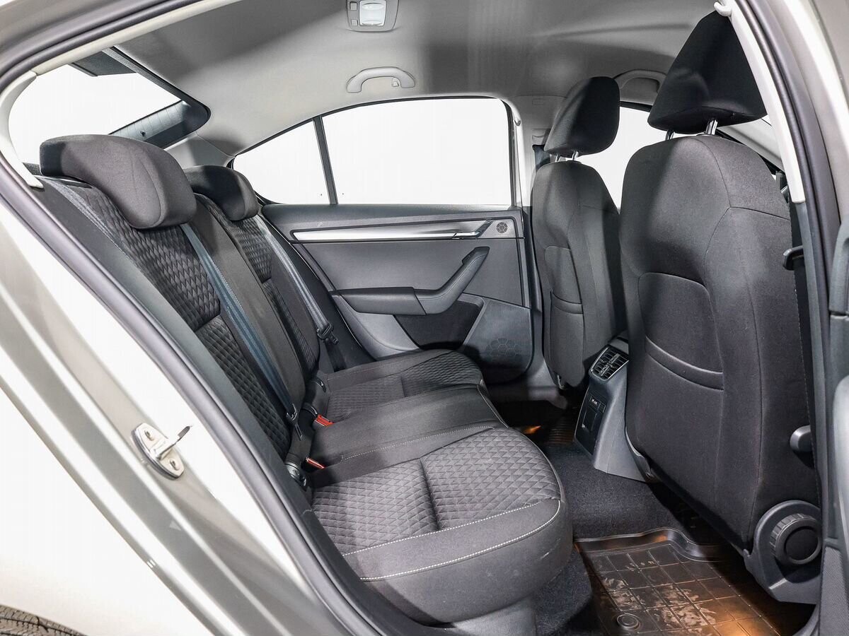 Skoda Octavia 2017 - фото автомобиля