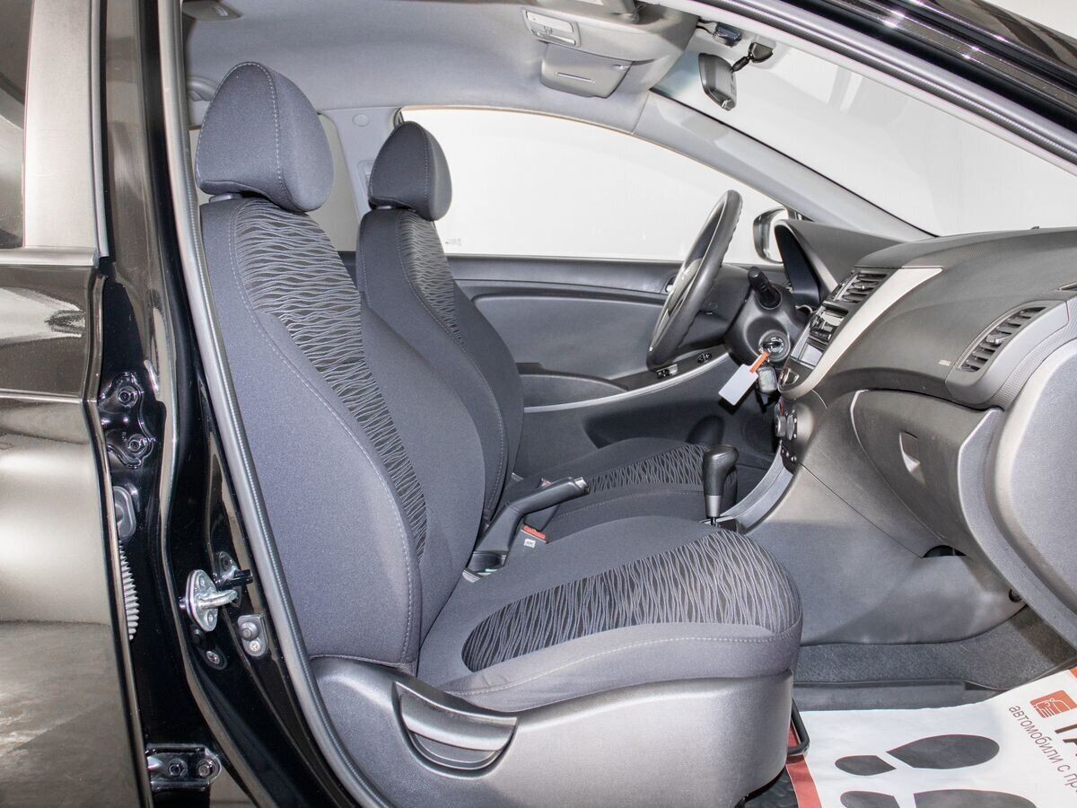 Hyundai Solaris 2014 - фото автомобиля