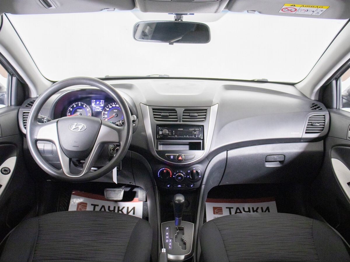 Hyundai Solaris 2014 - фото автомобиля