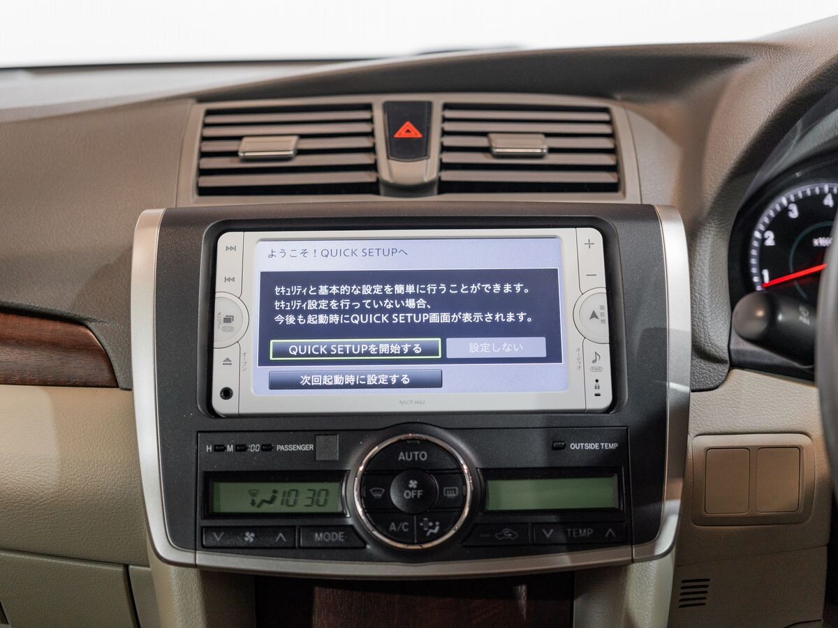 Toyota Premio 2012 - фото автомобиля