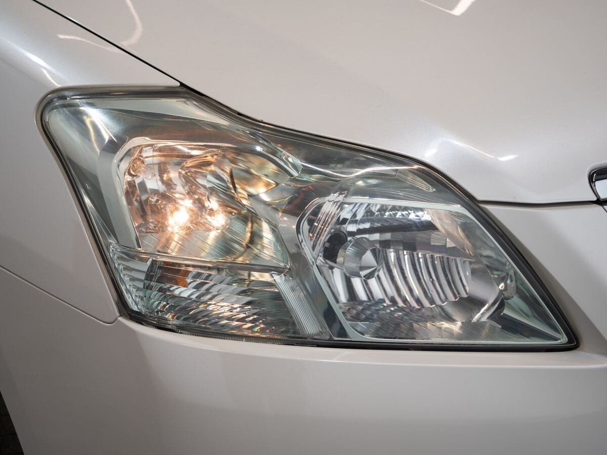 Toyota Premio 2012 - фото автомобиля