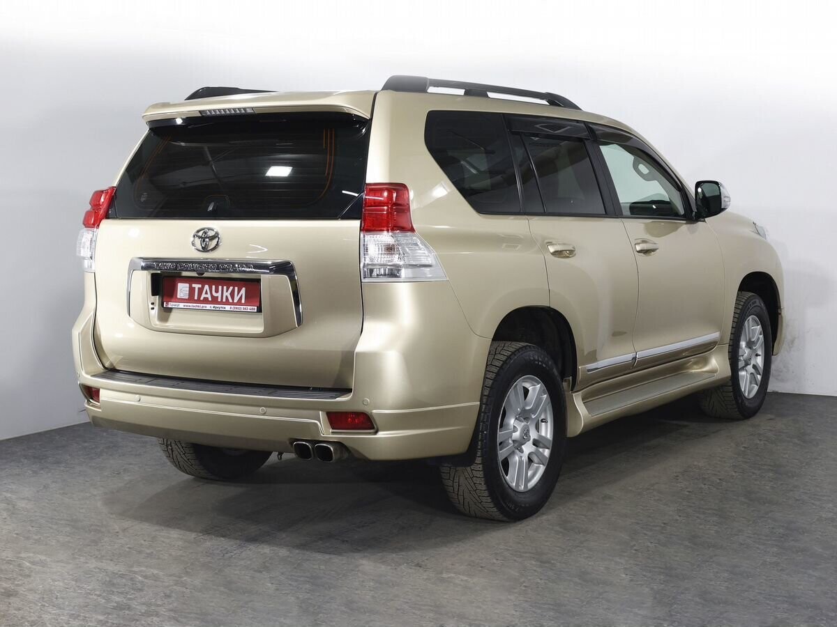 Toyota Land Cruiser Prado 2011 - фото автомобиля