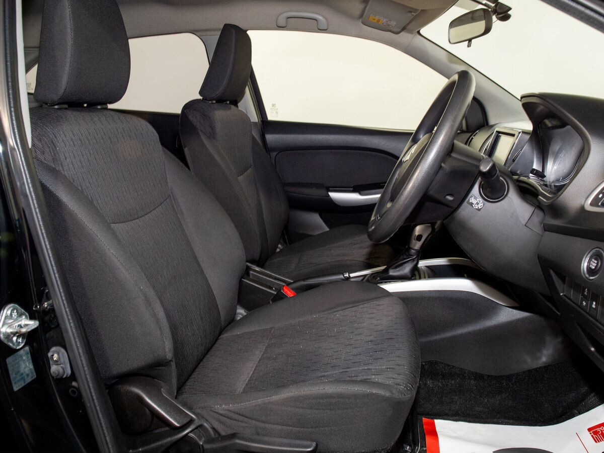 Suzuki Baleno 2016 - фото автомобиля