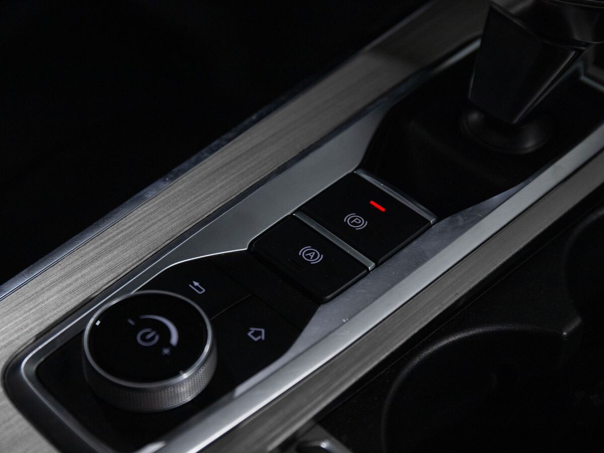 Exeed VX 2022 - фото автомобиля