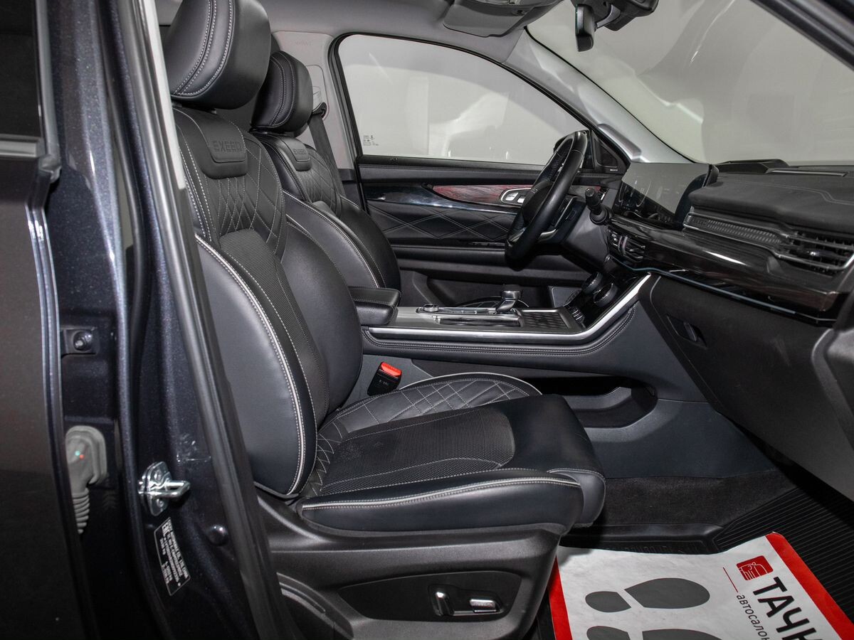 Exeed VX 2022 - фото автомобиля