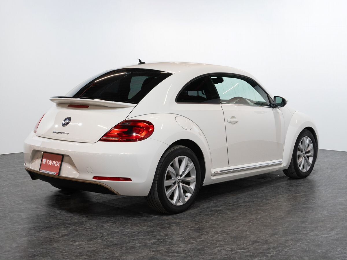 Volkswagen Beetle 2013 - фото автомобиля