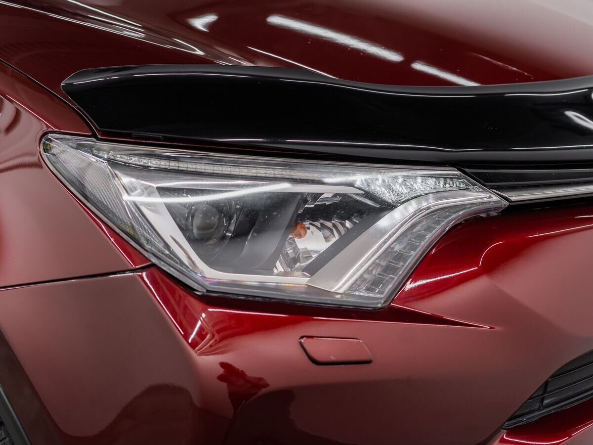 Toyota RAV4 2017 - фото автомобиля